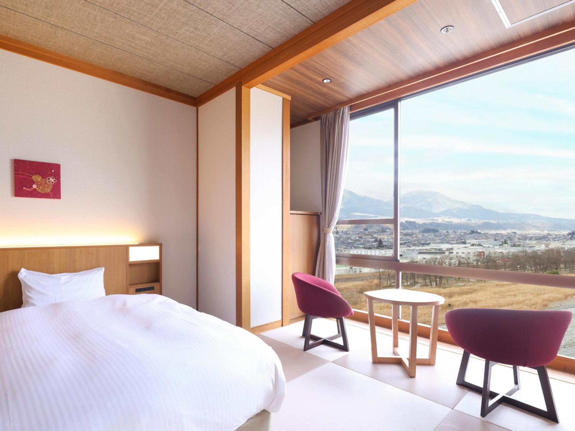 Yoshinotei Hotel Iida Exterior foto